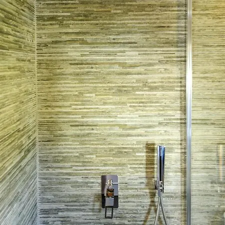 Majestic In With Private Pool * אמרנטה