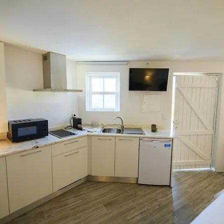 Majestic In With Private Pool וילה